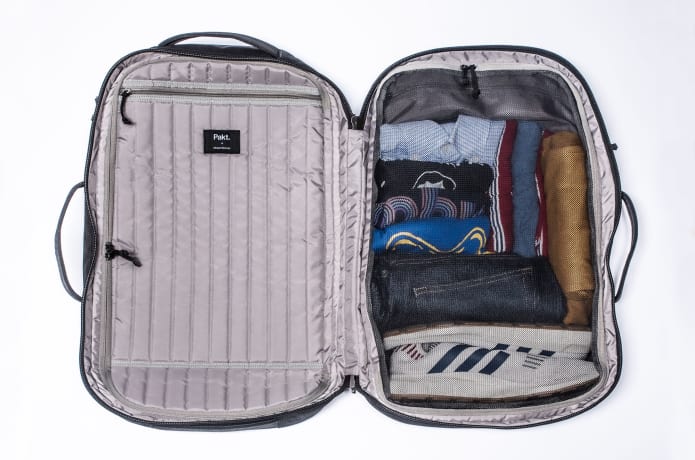 Pakt luggage outlet