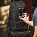 NETIX FITNESS: The First Magnetic Gym Bag