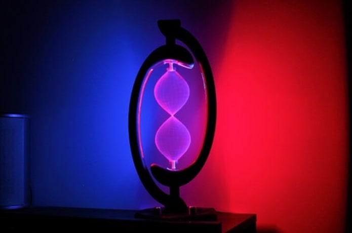The String of Pisces - A Kinetic Art Lamp | Indiegogo