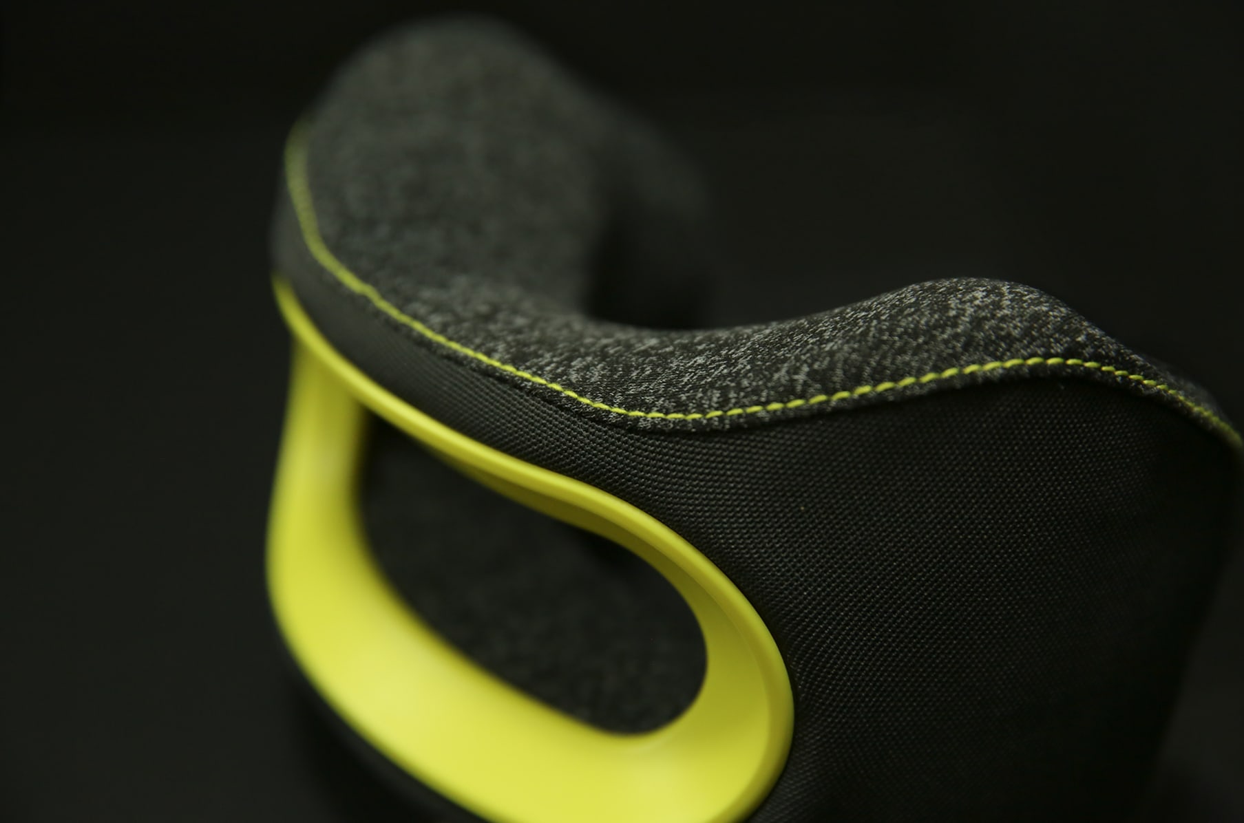 Bullrest travel pillow 2025