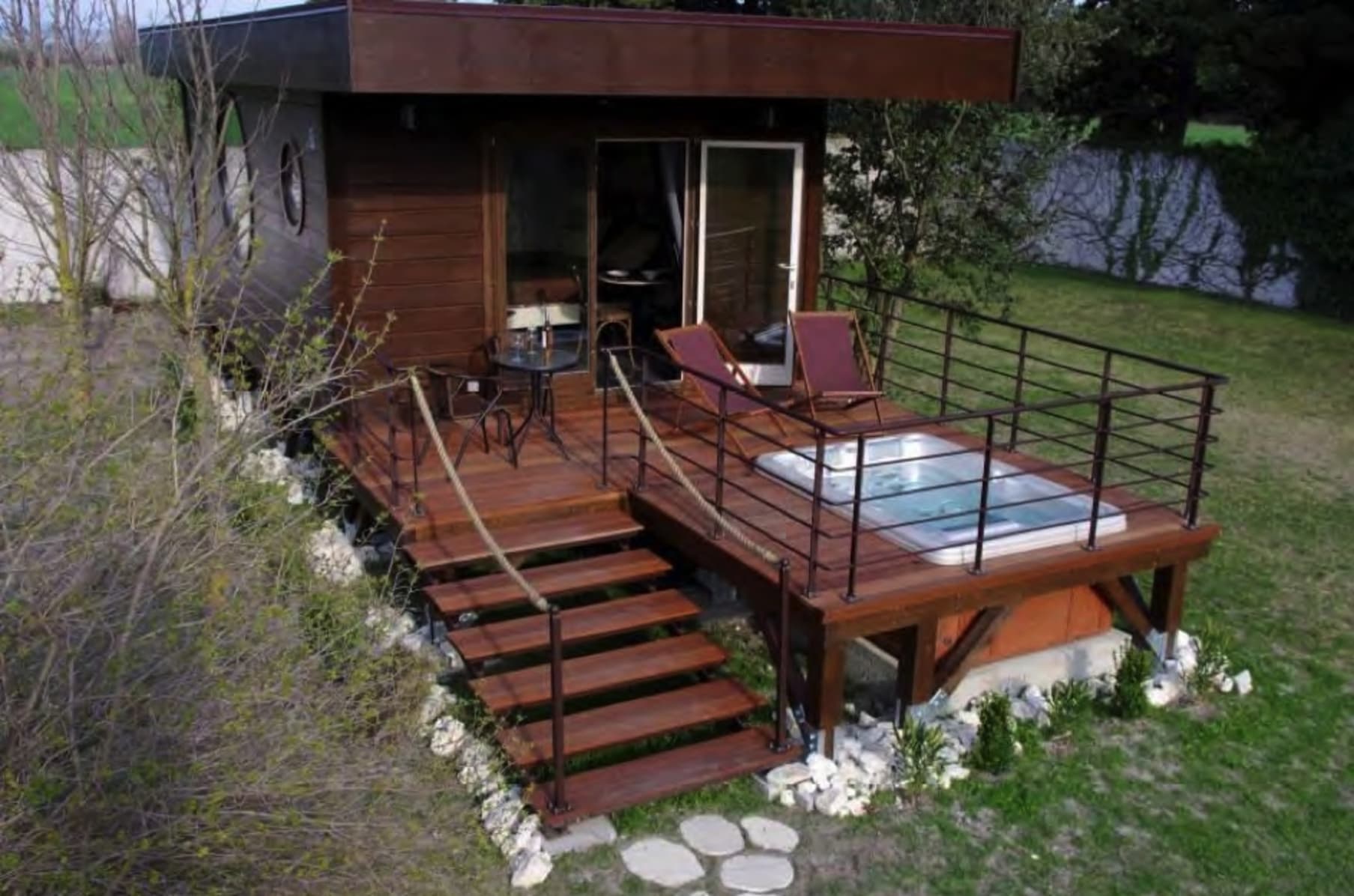 Sleep Into A Tree House Indiegogo