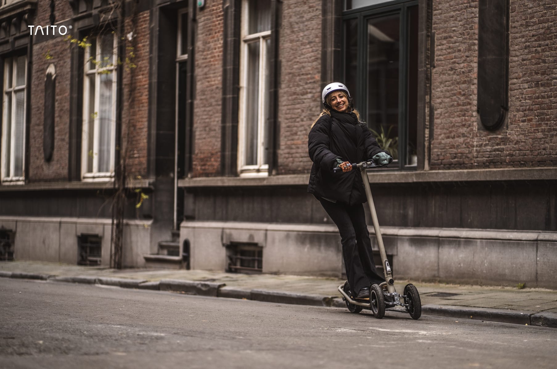 e-scooter TAITO has three wheels and a bamboo platform built to ride  smoothly on cobblestones