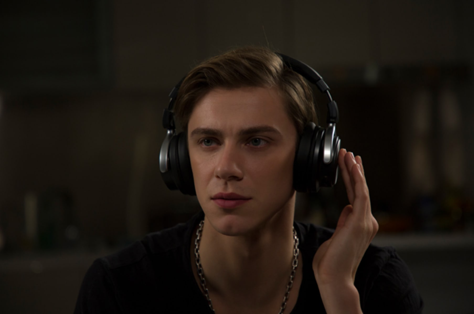 Surge deals 3d headphones
