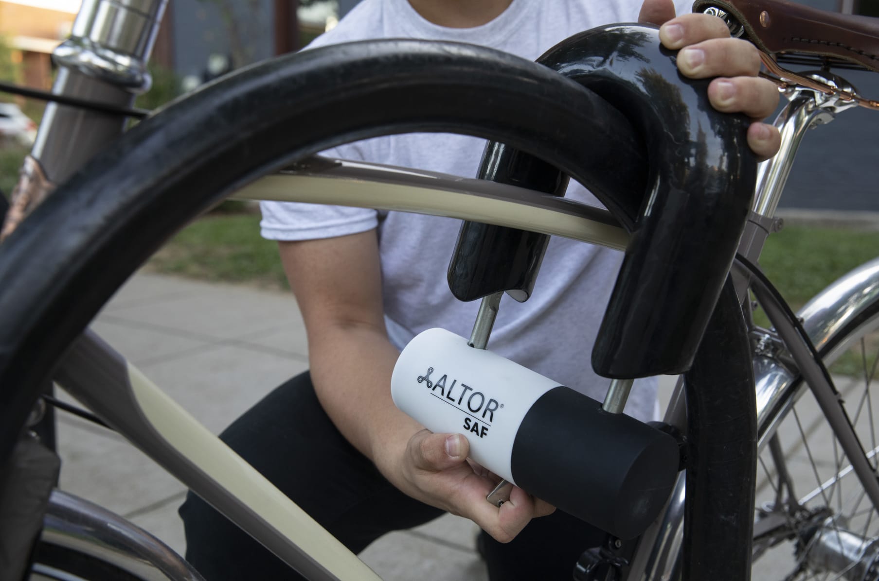 SAF Lock. The First Angle Grinder Proof Bike Lock Indiegogo