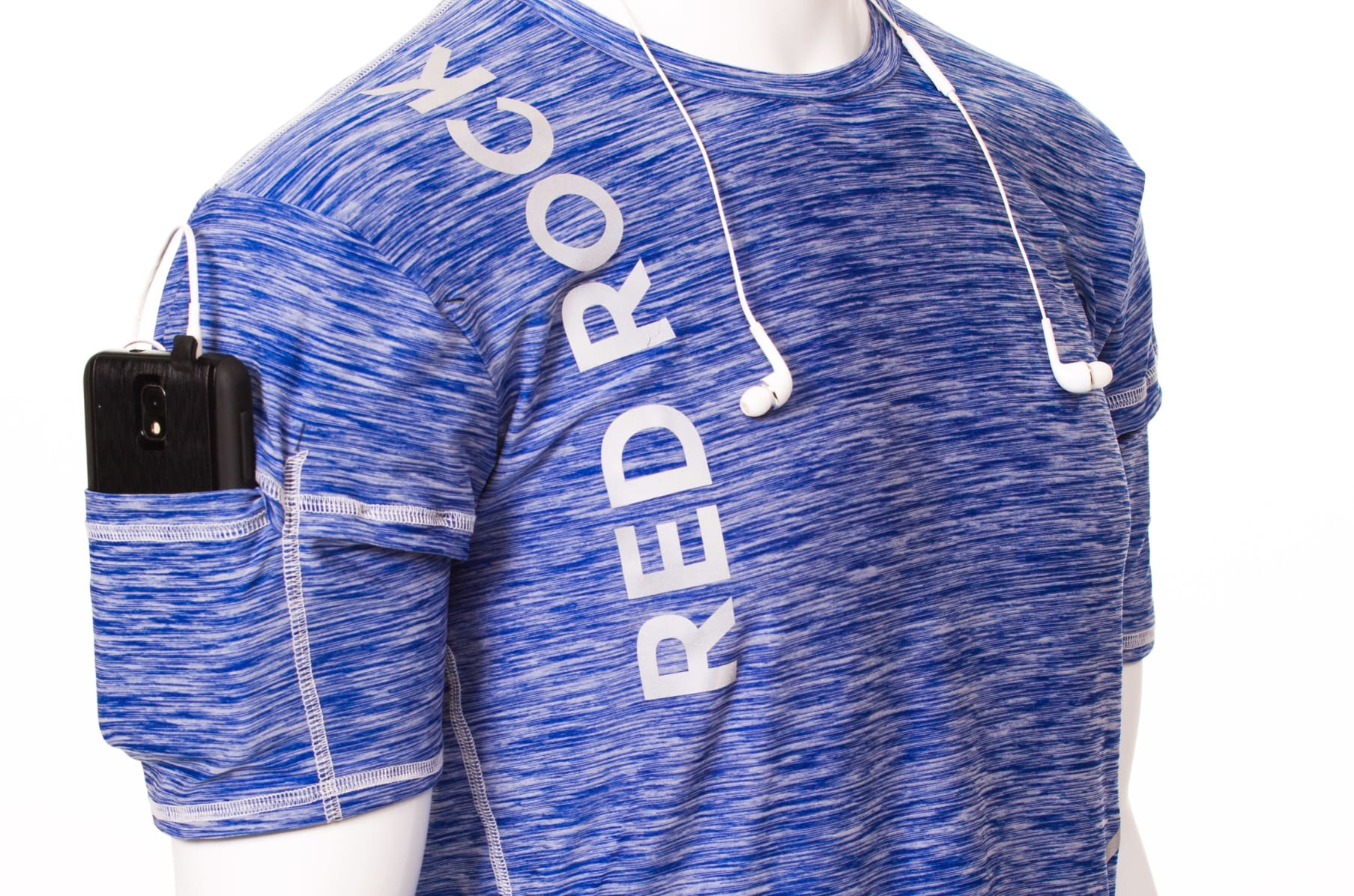 Running shirt with phone pocket clearance