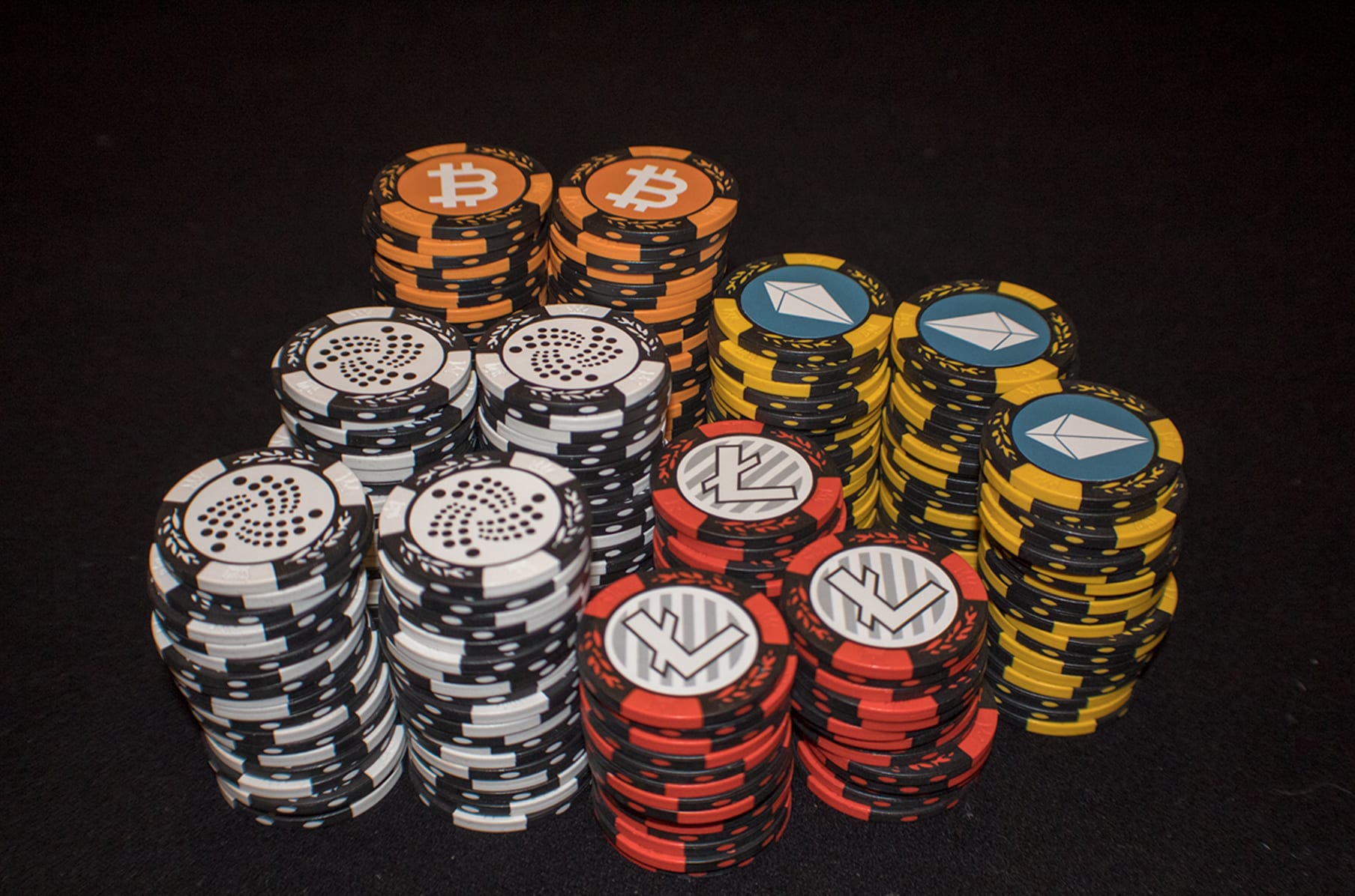Cryptocurrency Themed Cards Poker Chips | Indiegogo