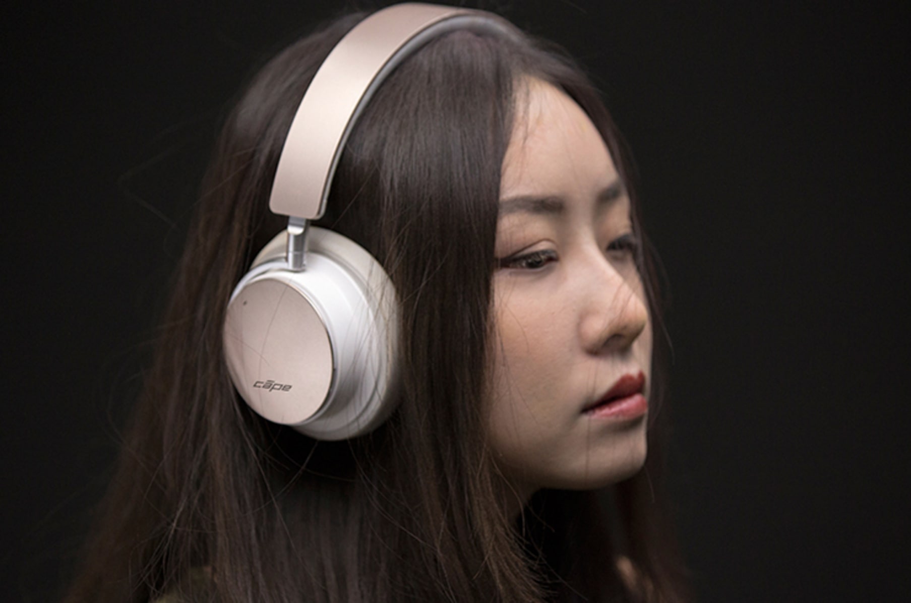 Cape Headphones Indulge Yourself In Virtual Sound Indiegogo