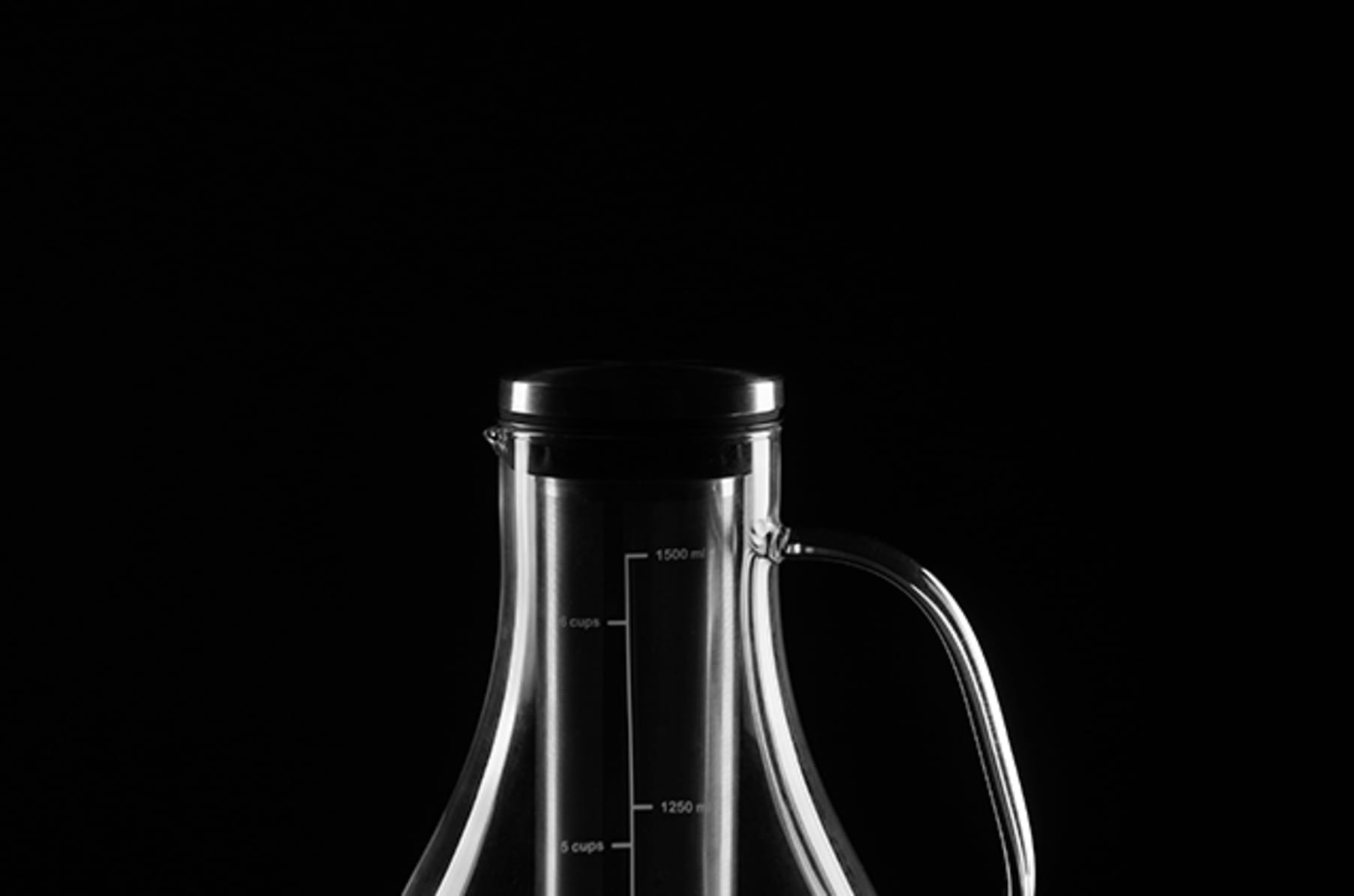 Icosa Brewhouse Cold Brew Glass Carafe