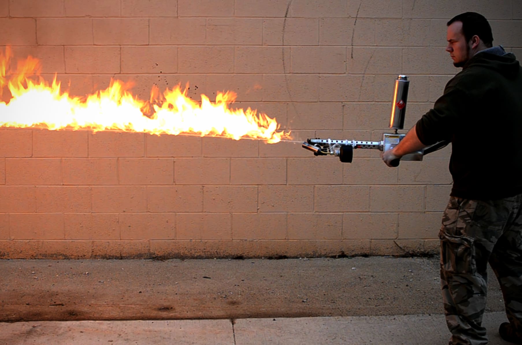 Xm42 The Handheld Flamethrower Indiegogo