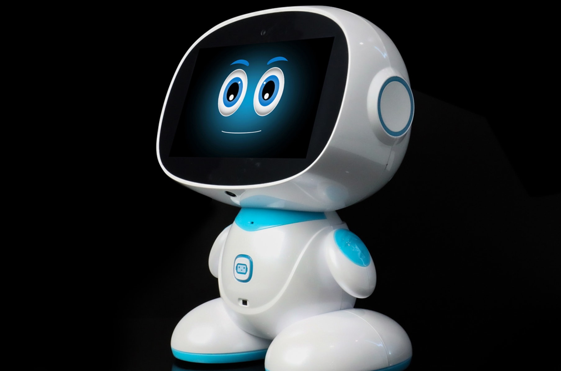 Kids Unbox the Misa Social Robot, Fun with Robot