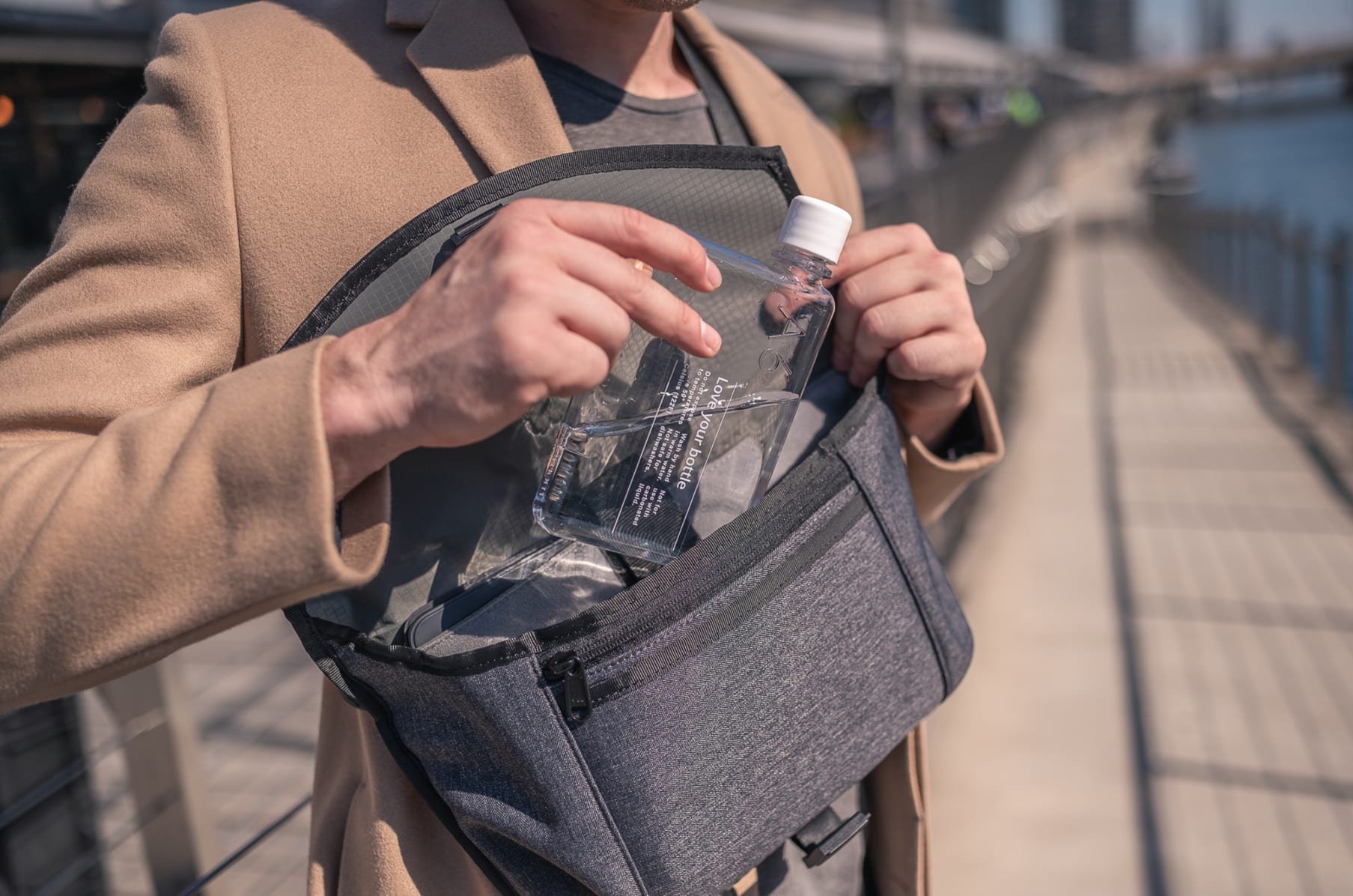 Alpha Sling The World s Lightest Bag for Tablets Indiegogo