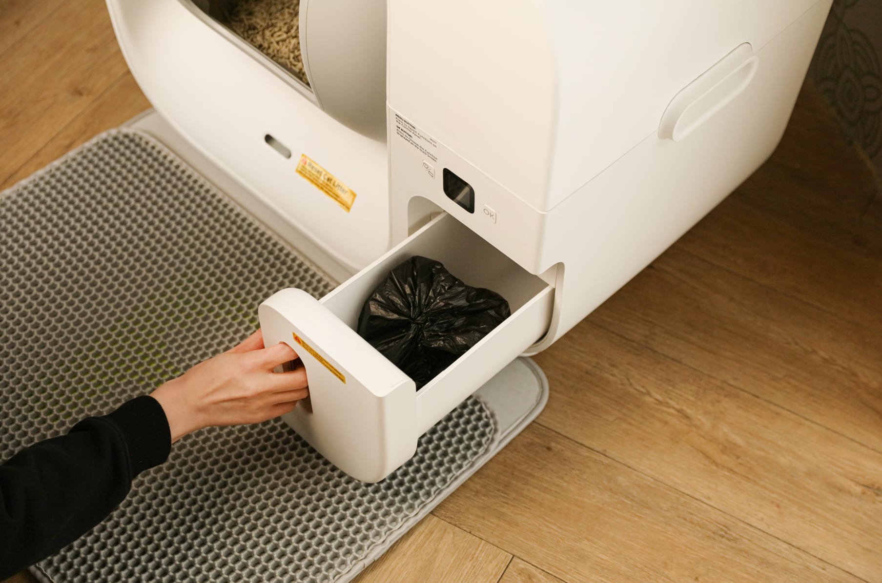 Furbulous World s First Self Pack Cat Litter Box Indiegogo