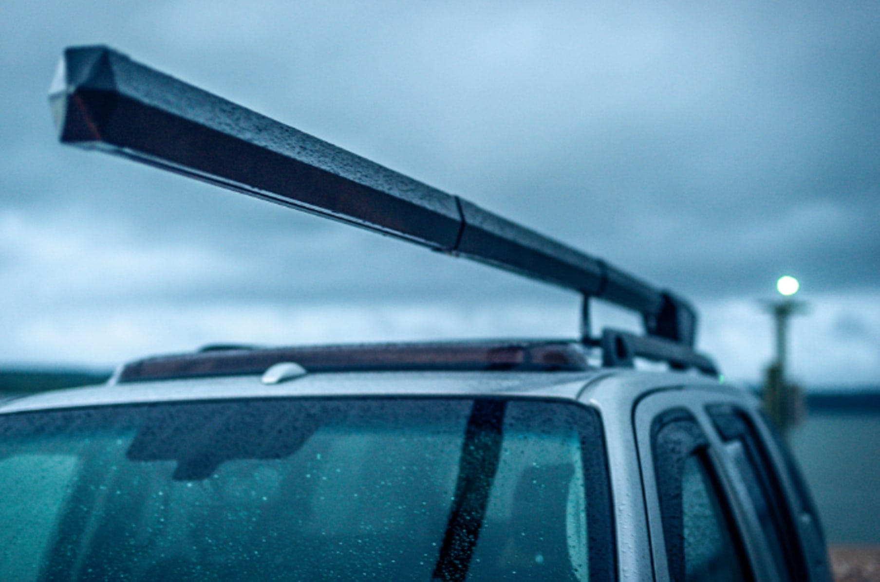 Roof top deals rod holder