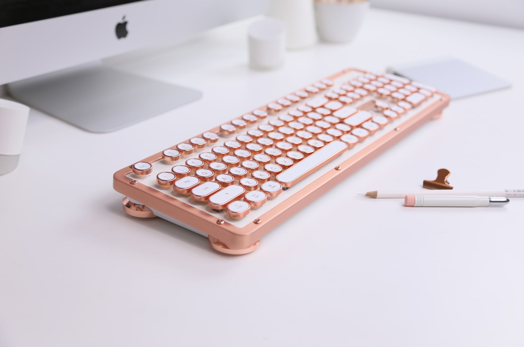 El AZIO Retro Compact Keyboard ya está disponible en Indiegogo