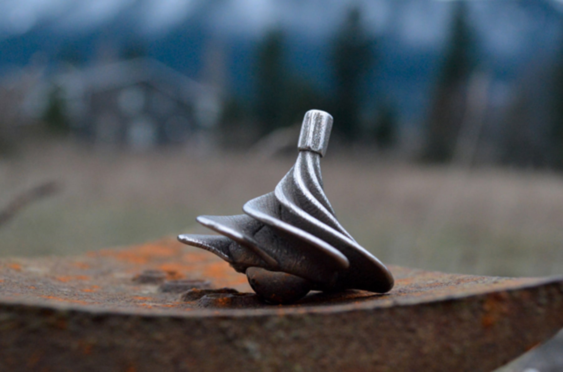 Zephyr spinning top outlet